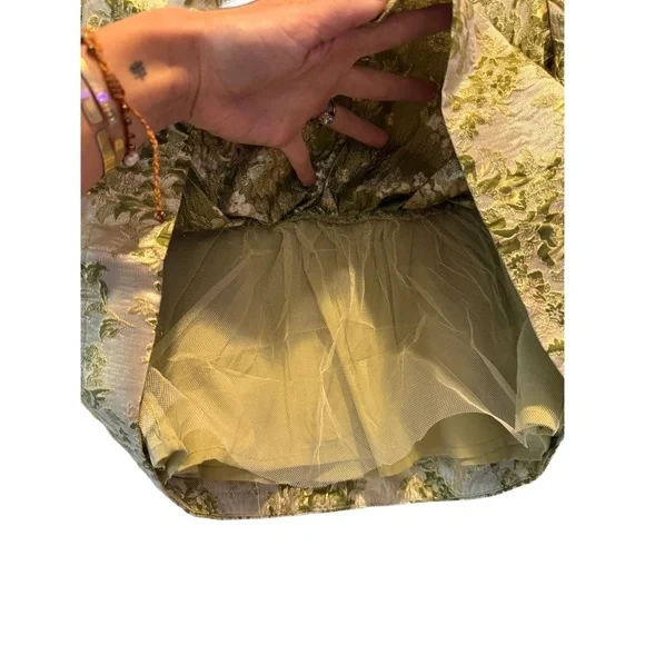 NWT Hyacinth House Tuckernuck Size XS Gold Green Jacquard Floral Metallic Blouse - Picture 5 of 14